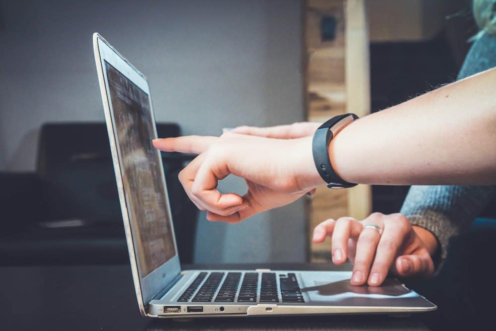 Education & E-learning